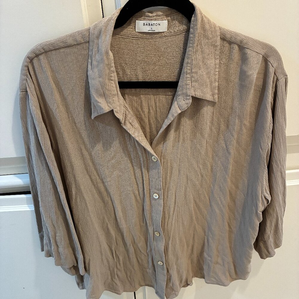 Babaton flowy blouse in light, soft material from Aritzia